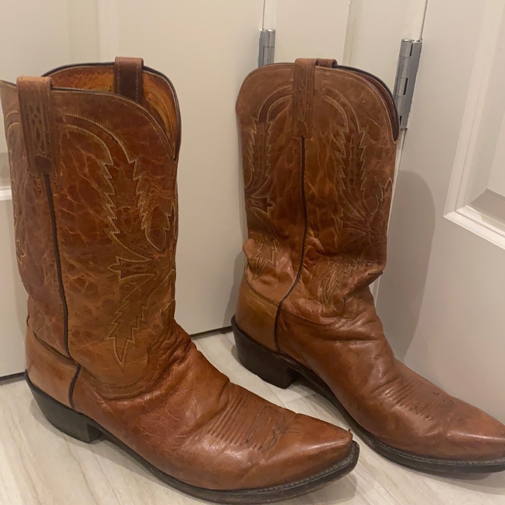 Lucchese 13EE pointed toe mid calf